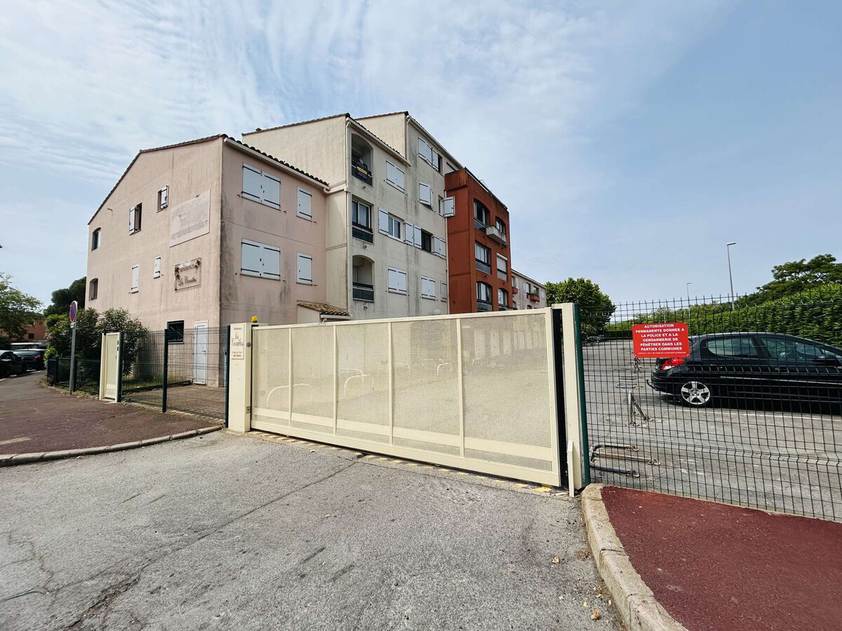 Studio cabine 4 pers. Cap d'Agde, parking et vue port - Photo 14