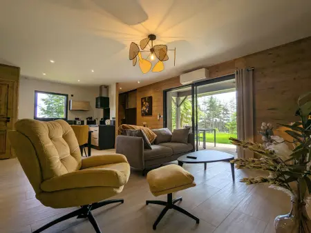 Lodge 2 pers. avec spa privatif au Chambon-sur-Lignon : photo 4