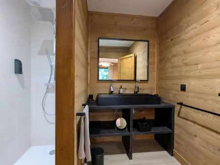 Lodge 2 pers. avec spa privatif au Chambon-sur-Lignon : photo 12