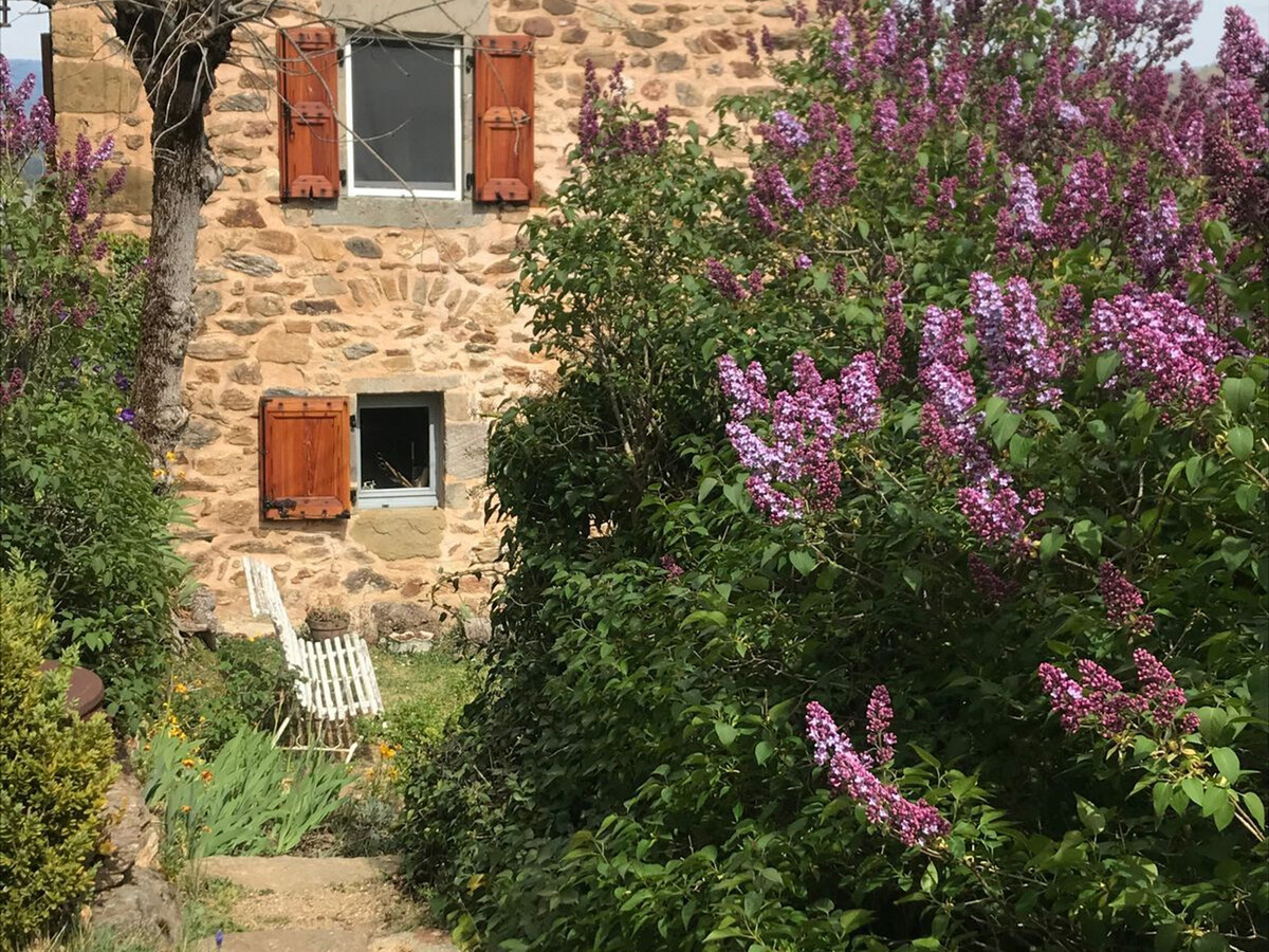 Gîte maison de vigne avec terrasse à Tailhac - Photo 3