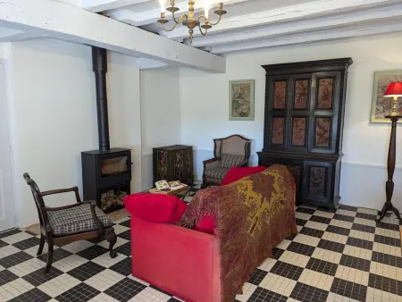 Maison authentique avec piscine et jardin privé à Abzac - Photo 10