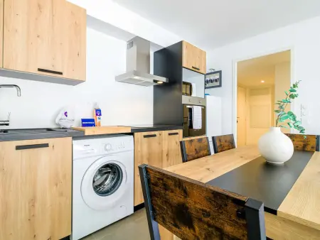 Appartement lumineux, terrasse 42 m² et plage à 300 m, Bormes-les-Mimosas : photo 2