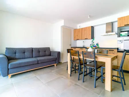Appartement lumineux, terrasse 42 m² et plage à 300 m, Bormes-les-Mimosas : photo 3