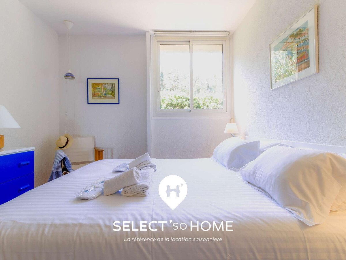 Appartement vue mer pieds dans l'eau au Lavandou - Photo 6