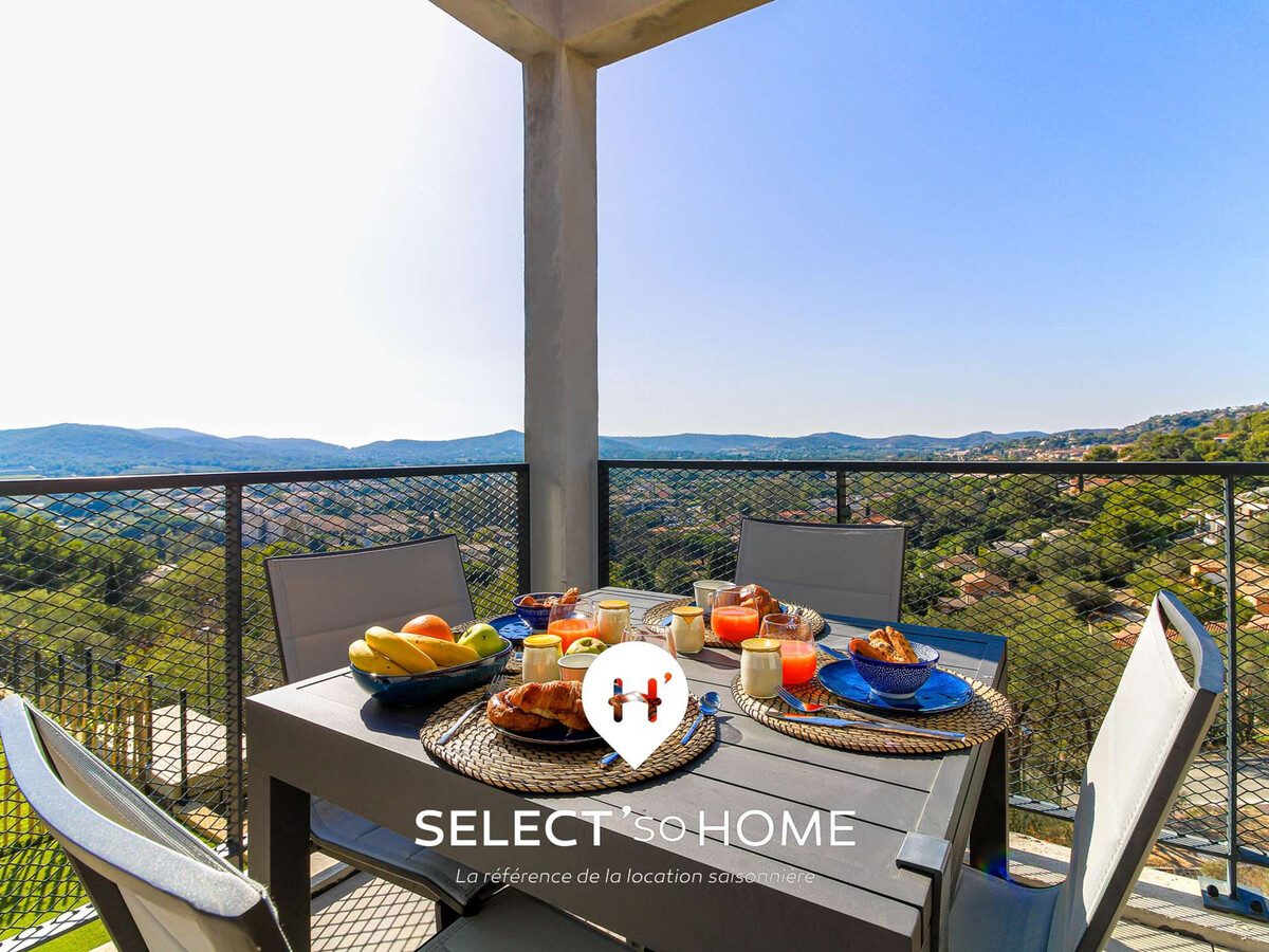 T2 lumineux avec terrasse panoramique à Bormes-les-Mimosas - Photo 1