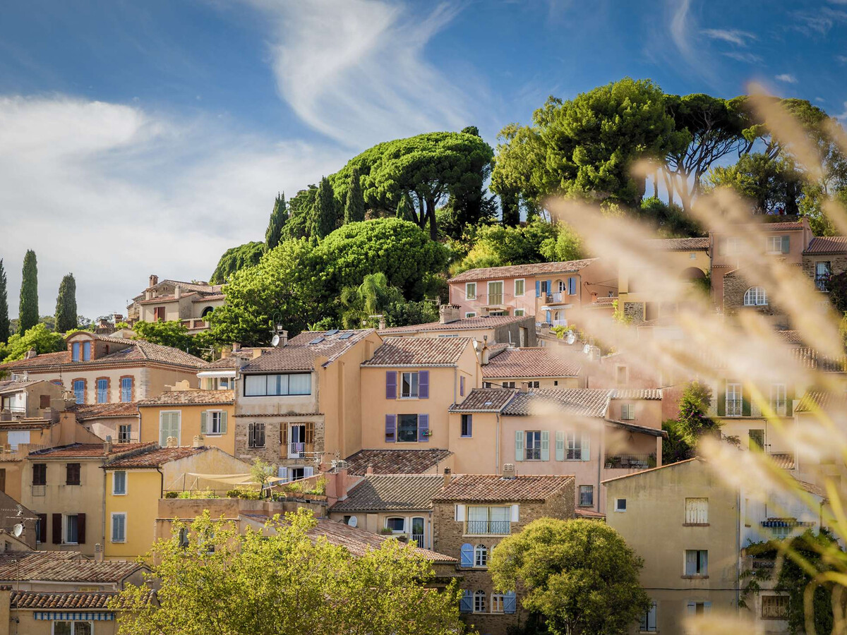 T2 lumineux avec terrasse panoramique à Bormes-les-Mimosas - Photo 11