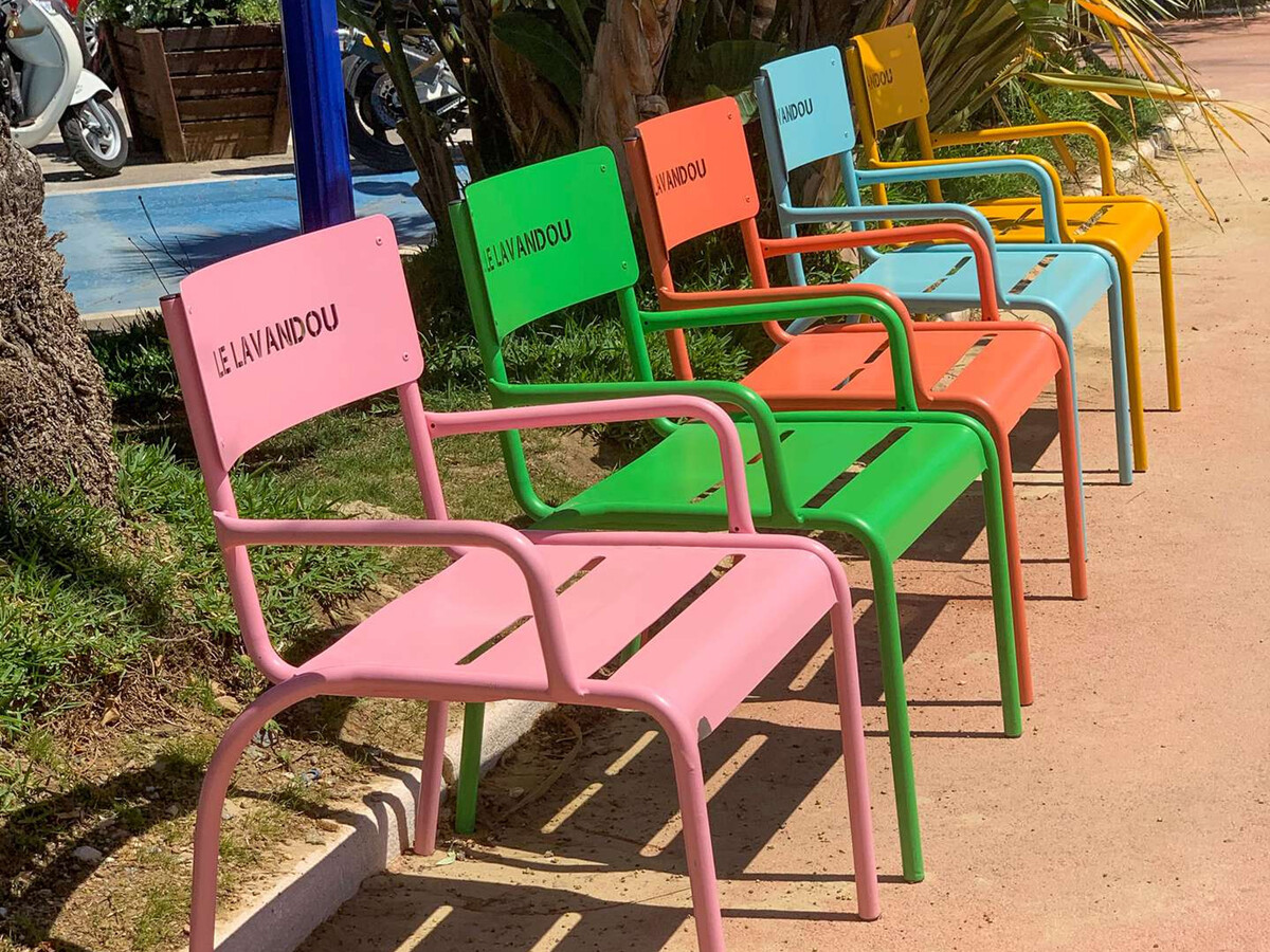 Studio terrasse sud au Lavandou, plage à pied - Photo 10