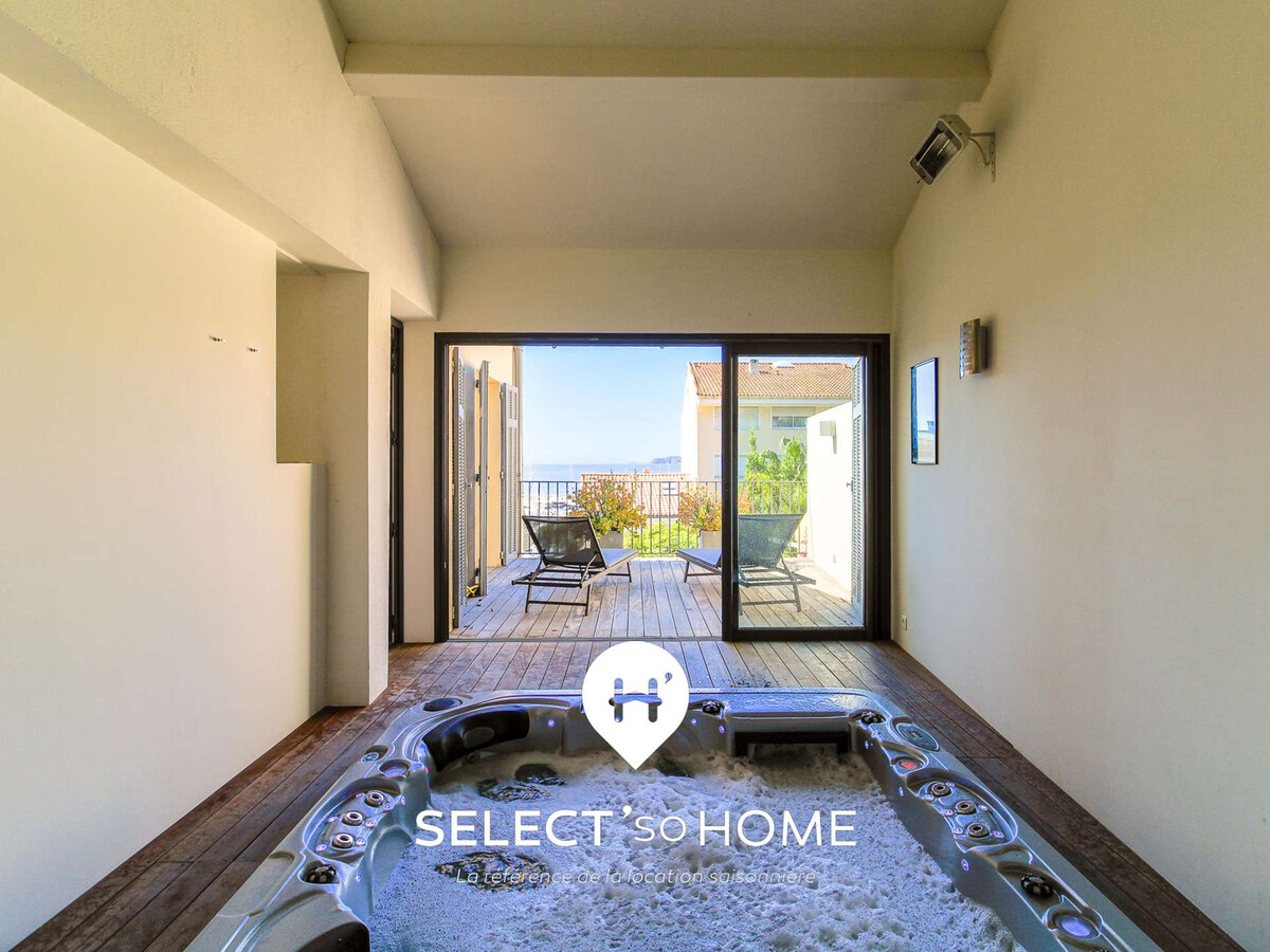 Villa 8 pers avec jacuzzi et vue port au Lavandou - Photo 1