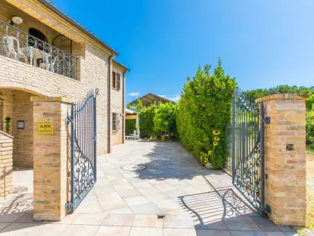 Al Bivio, maison 240 m² à Castorano : photo 2