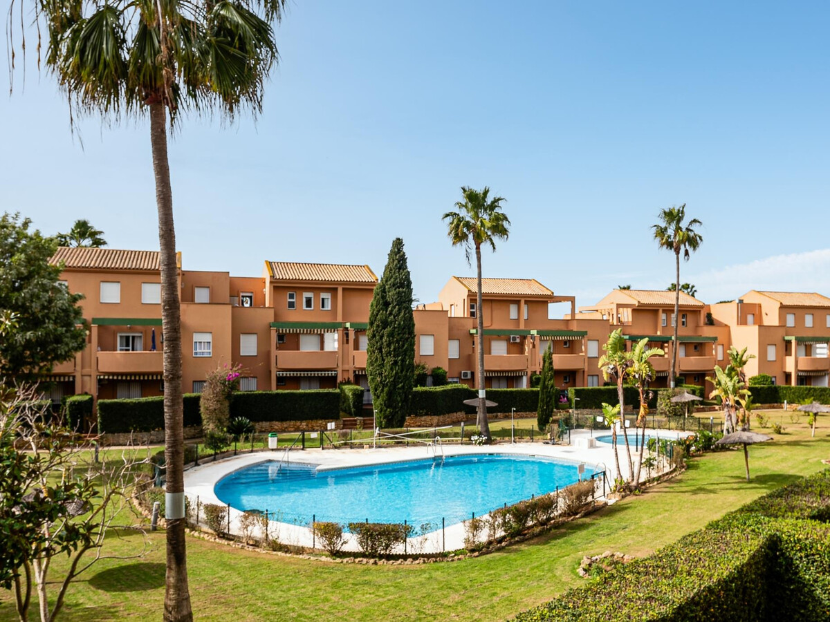 Appartement 2 chambres Novo Sancti Petri, piscines & golf - Photo 1