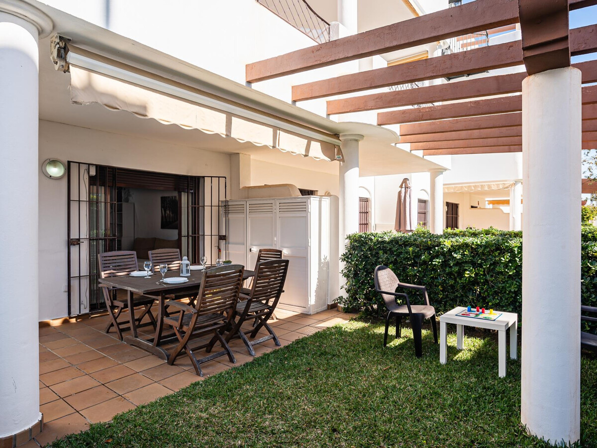 Appartement rez-de-jardin Chiclana, 550m de la plage - Photo 6