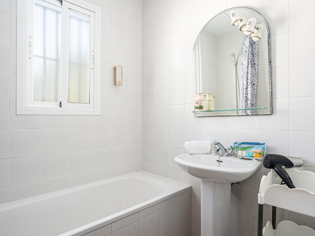 Maison mitoyenne à 150 m de la plage La Barrosa - Photo 18