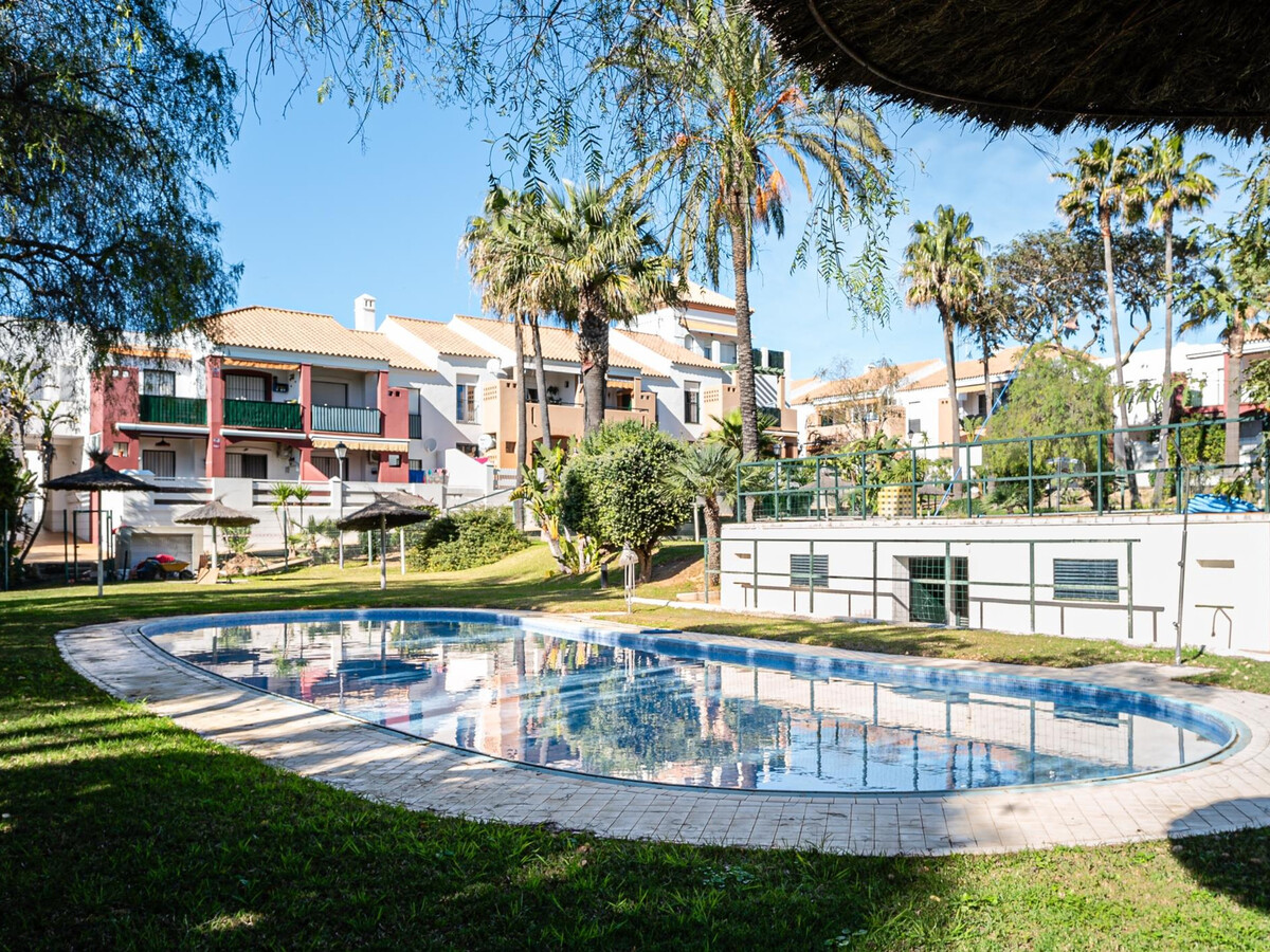 Appartement 2 chambres Chiclana, terrasse et 4 piscines - Photo 23