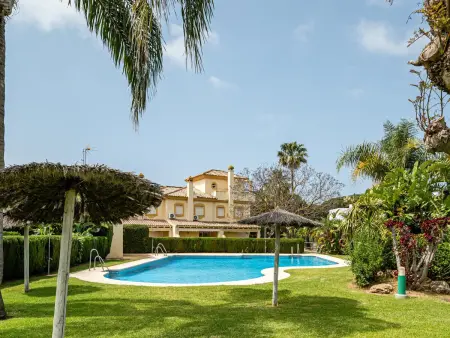 Location maison à Chiclana de la Frontera, Maison spacieuse à Chiclana avec jardin privé et terrasse, idéale pour 6 personnes