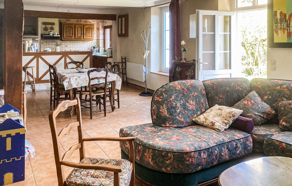 Maison 90 m² Janville, jardin privé et poêle à bois - Photo 4