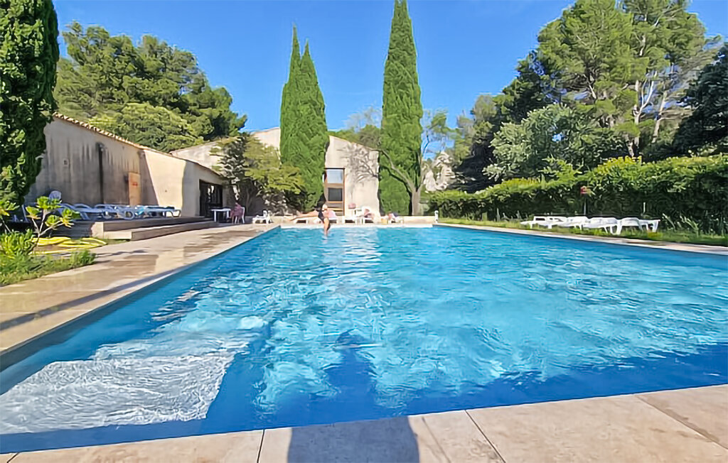 Maison 10 personnes avec piscine et jacuzzi aux Baux - Photo 10