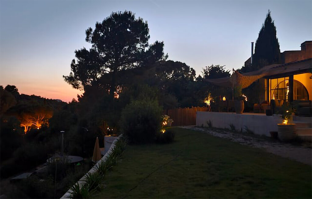 Maison 10 personnes avec piscine et jacuzzi aux Baux - Photo 18