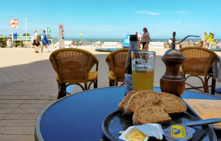 Appartement vue mer sur la plage à Ostende, 2 chambres, 2 balcons : photo 22