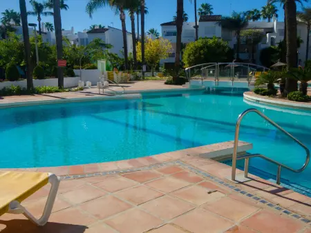 Location appartement à Estepona, Appartement spacieux à Estepona avec WiFi et parking