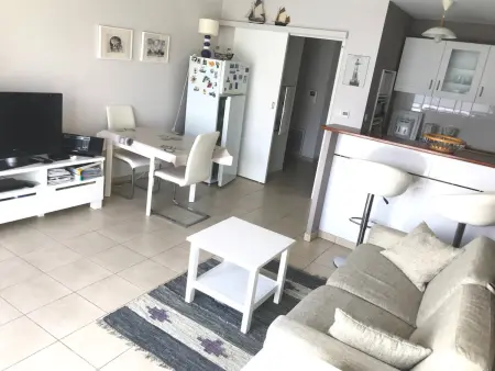 T2 au Croisic, 600 m des plages, parking privé : photo 9