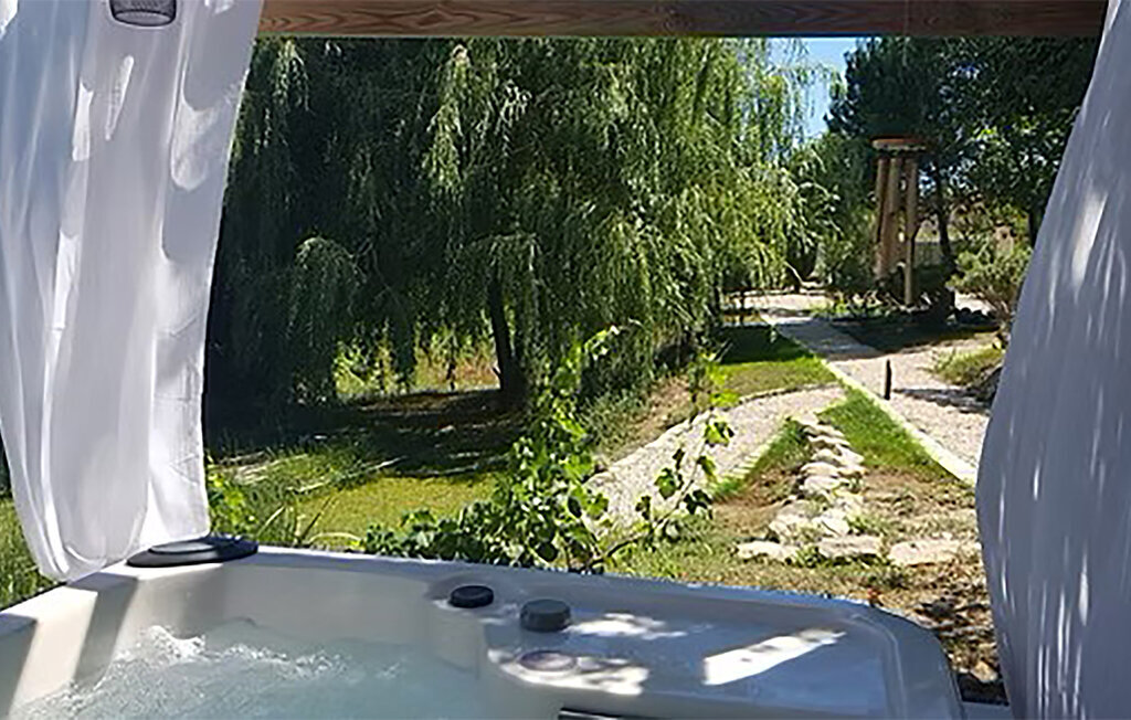 Maison 1 chambre avec jacuzzi intérieur à Mazan - Photo 7