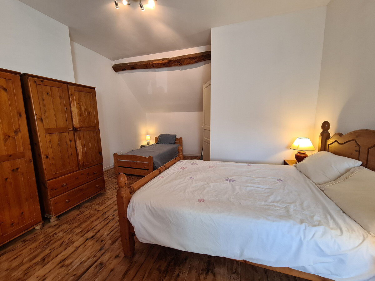 Gîte 10 pers. avec jardin clos et terrain de pétanque - Photo 10