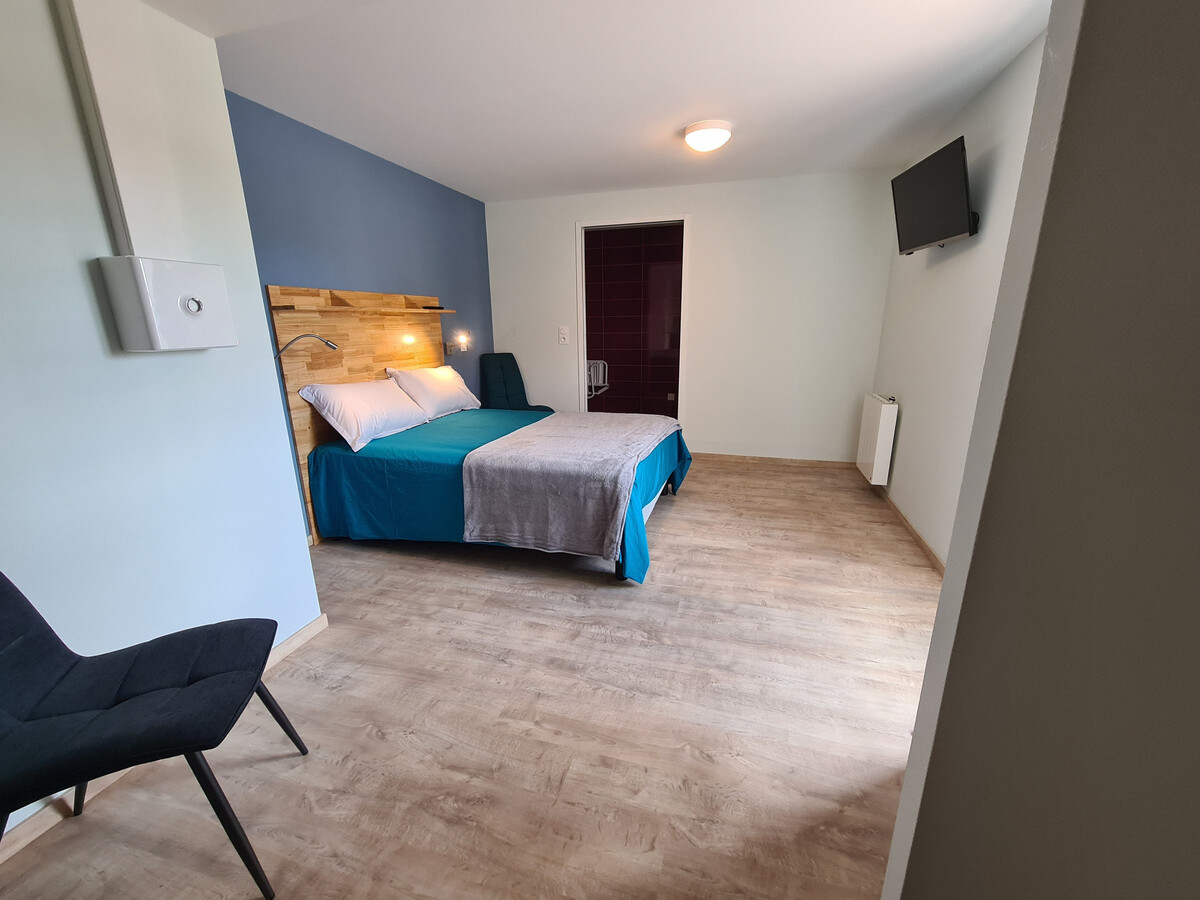 Deux gîtes 4* (6 et 14 pers) rénovés 2022, près de Châtre - Photo 3