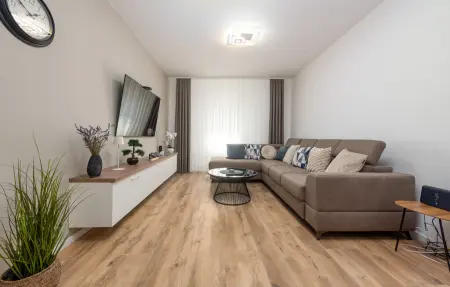 Location maison à Posedarje