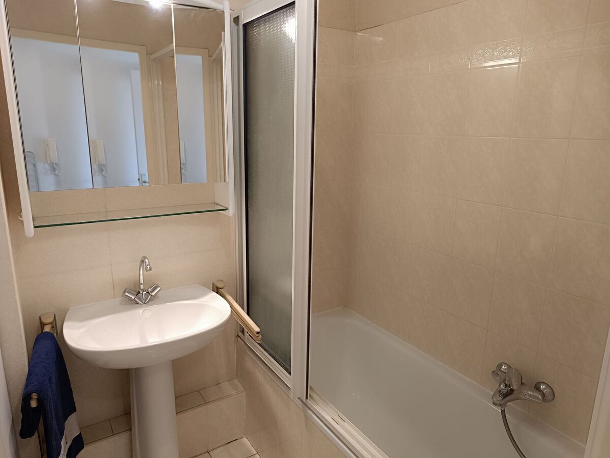 Studio 28m² avec balcon à Port Fréjus, 650m de la mer - Photo 8