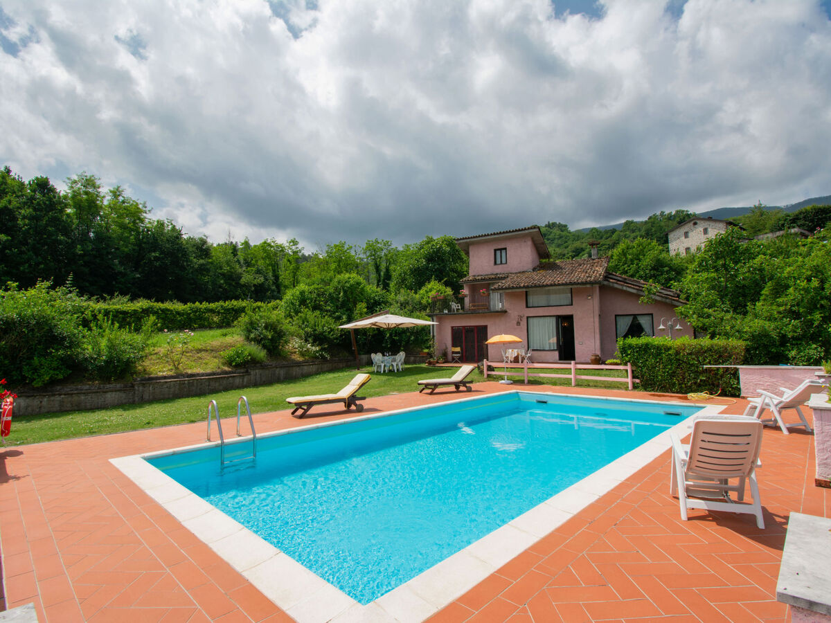 Casa dei Ciliegi – Maison 6 pers. piscine à Castelnuovo - Photo 1
