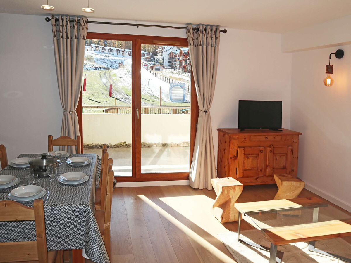 Appartement 6 pers aux Orres, skis aux pieds et piscine - Photo 2