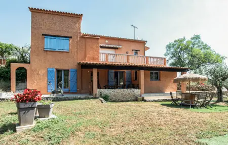 Appartement avec piscine privée à Callas : photo 12