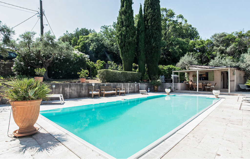 Maison de village 12 personnes avec piscine à Tourrettes - Photo 1