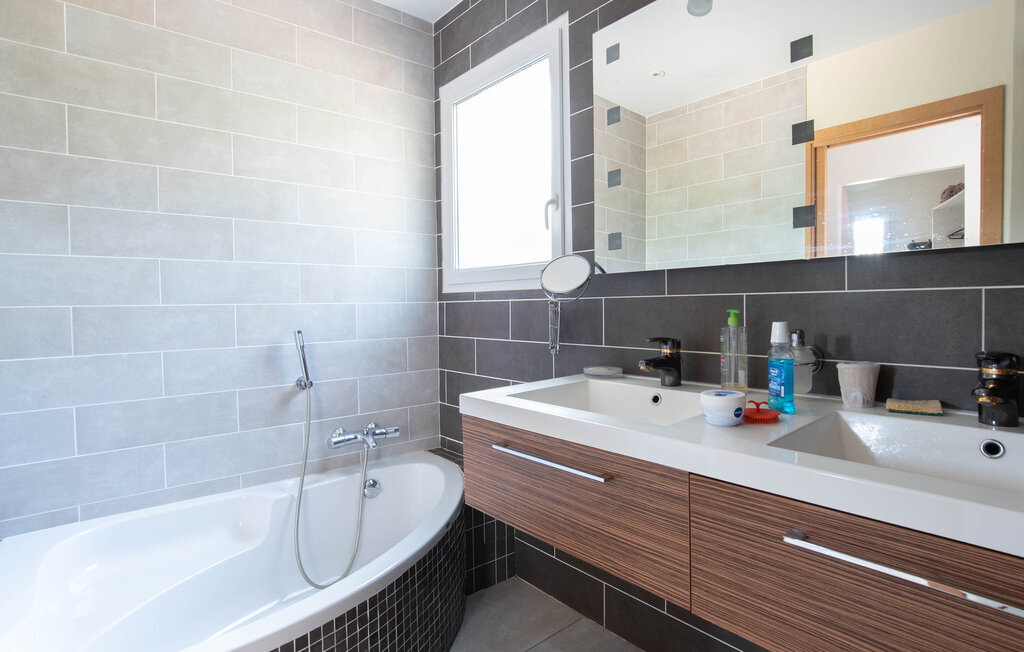 Maison 170 m² piscine privée à Montauroux - Photo 24
