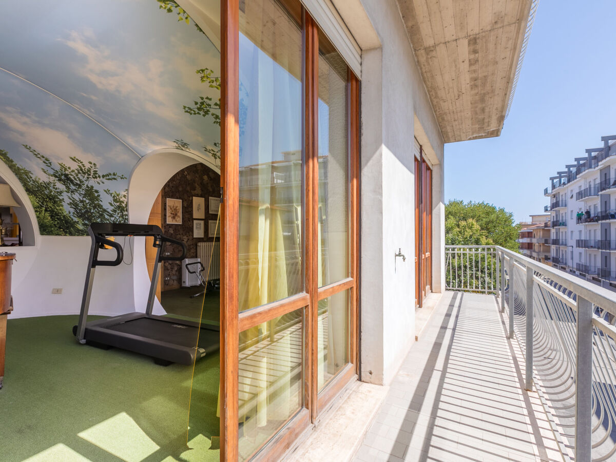 Alpini, 6 pièces 380 m² pour 7 à Civitanova Marche - Photo 18
