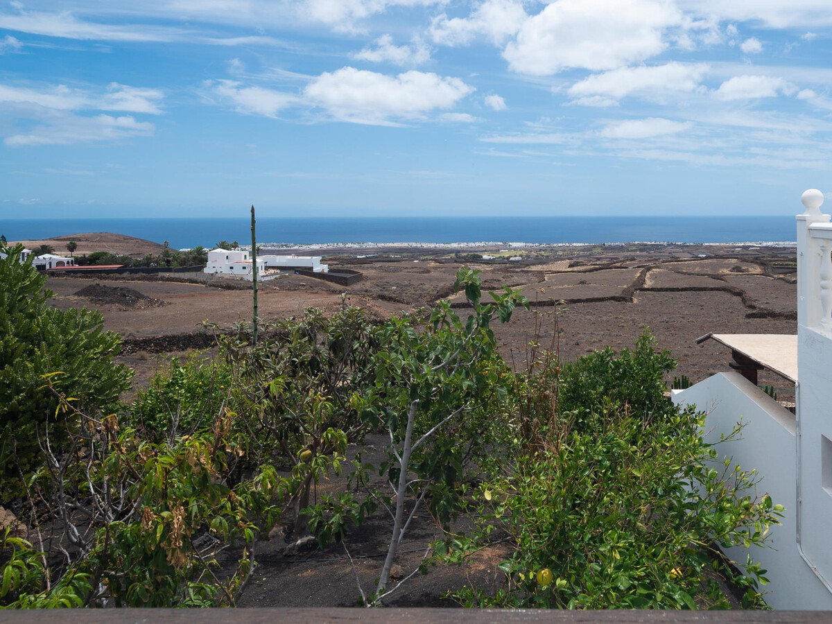 Villa 4 chambres avec piscine chauffée et vue mer à Tías - Photo 8