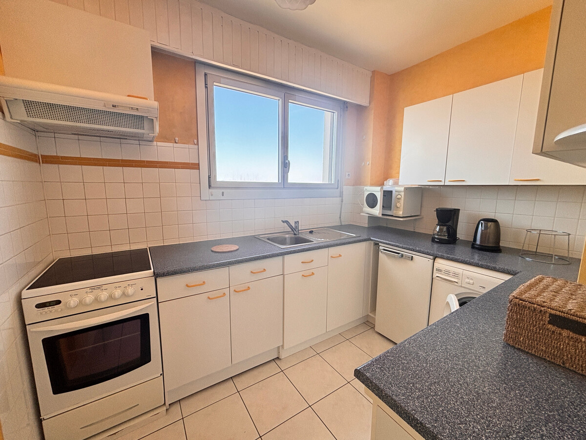 Studio 10ème étage avec balcon et vue panoramique - Photo 5
