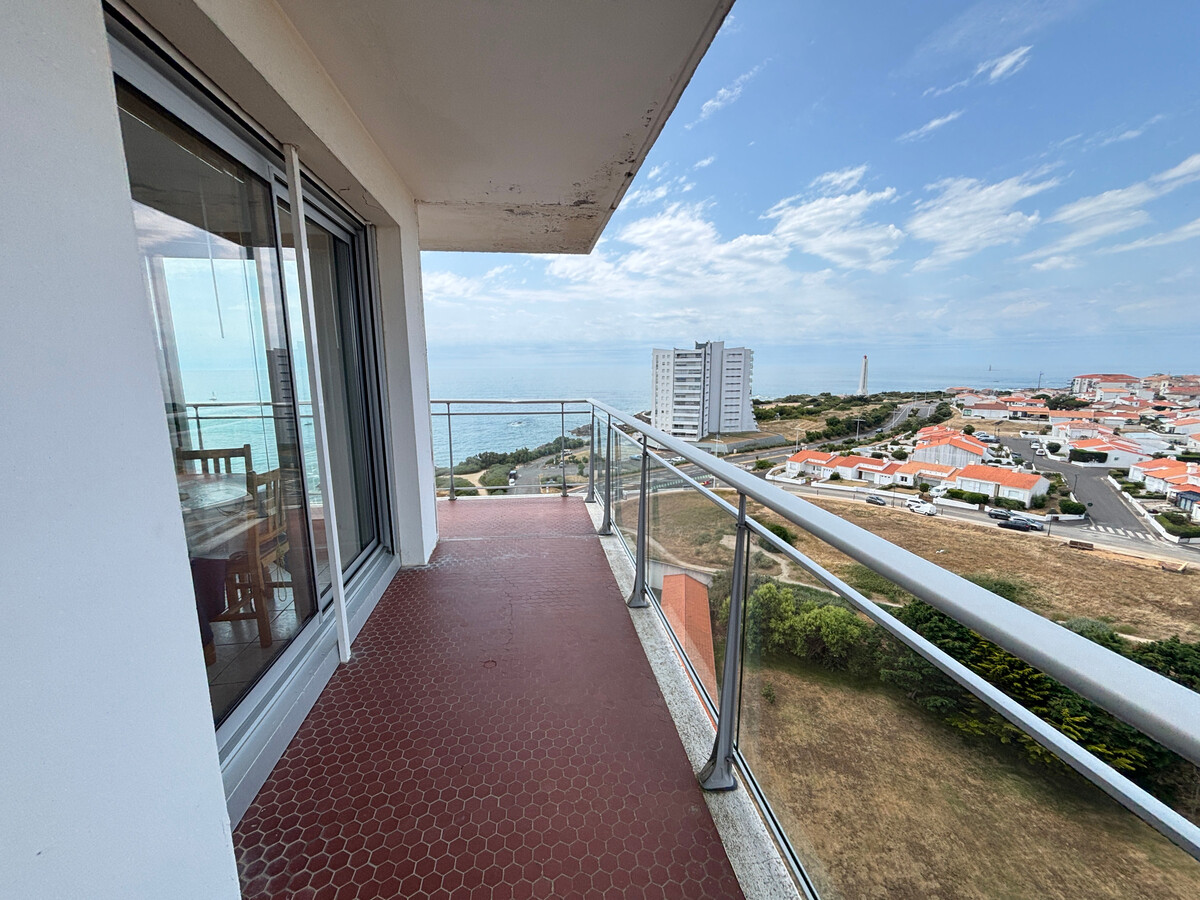 Studio 10ème étage avec balcon et vue panoramique - Photo 8