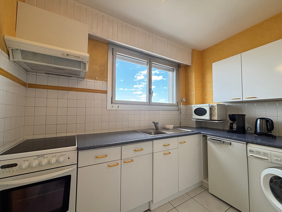 Studio 10ème étage avec balcon et vue panoramique - Photo 16