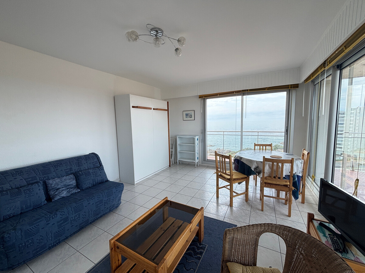 Studio 10ème étage avec balcon et vue panoramique - Photo 21