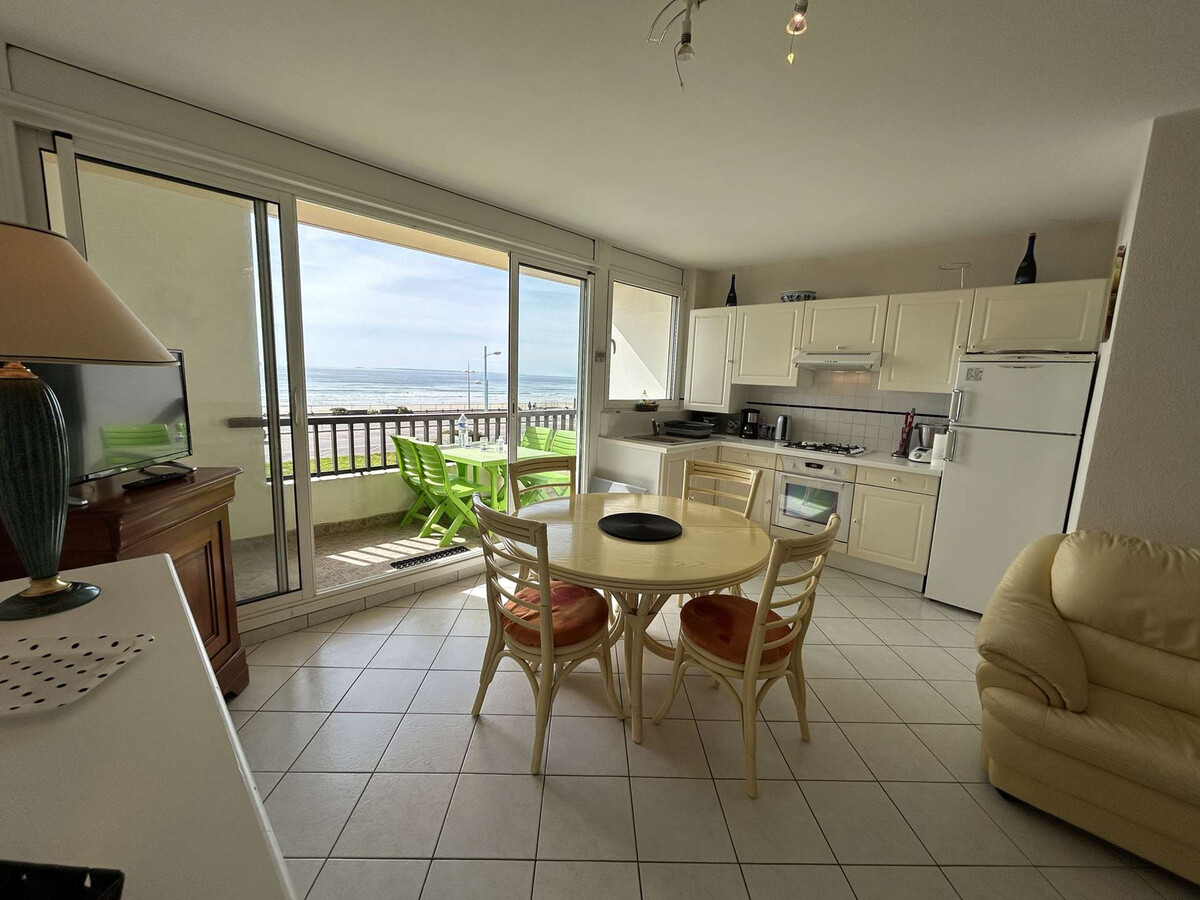 Appartement 3 pièces avec grand balcon face mer - Photo 1