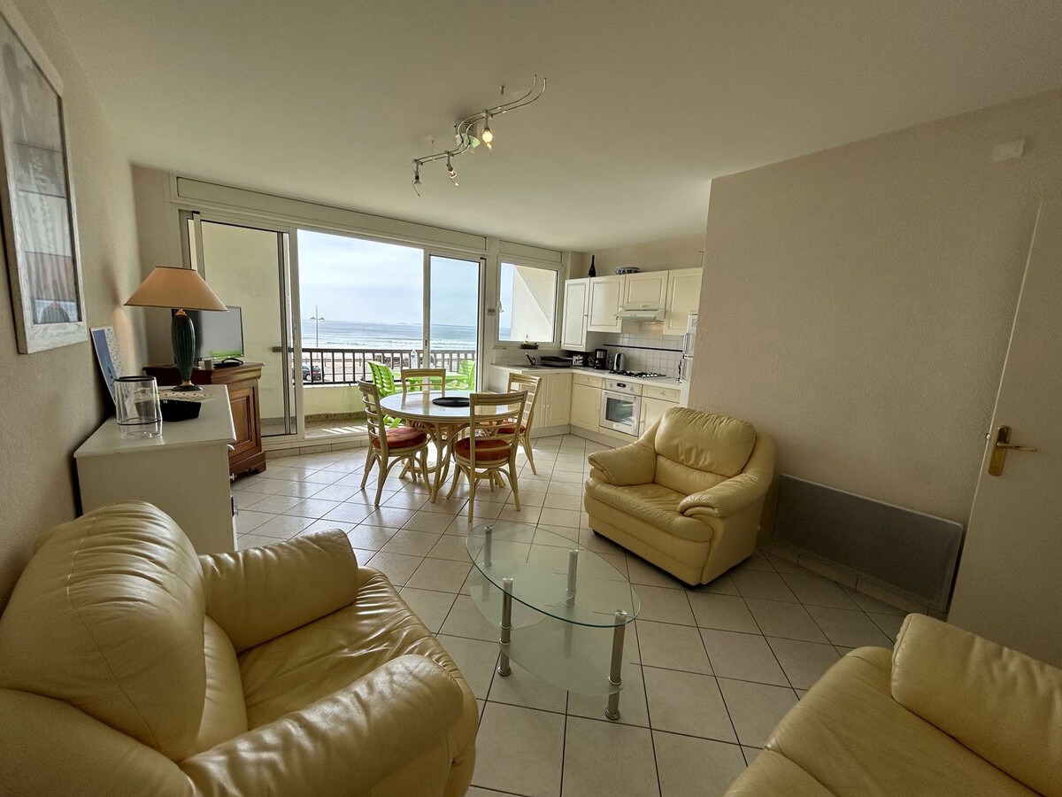Appartement 3 pièces avec grand balcon face mer - Photo 12