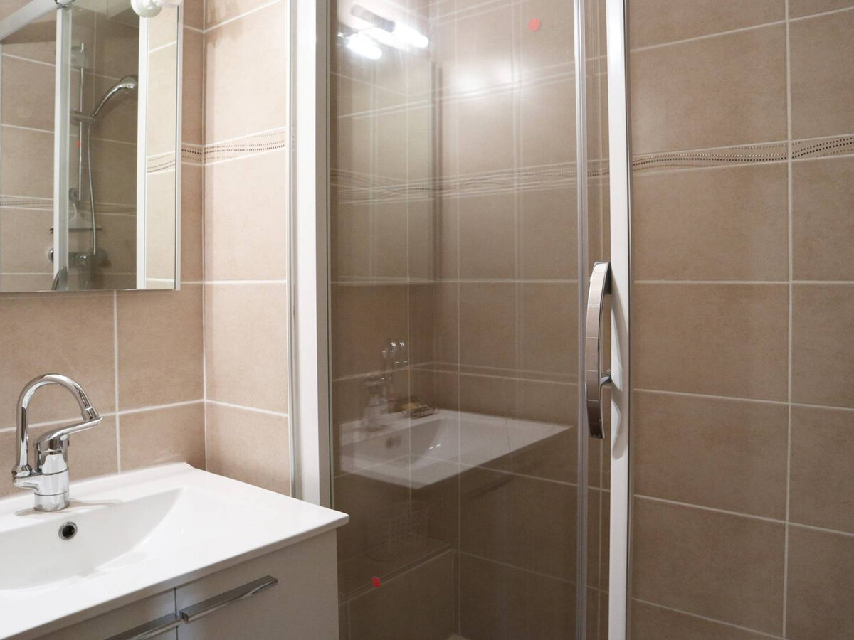 Studio 4 pers aux Orres, balcon 6m² vue patinoire - Photo 6