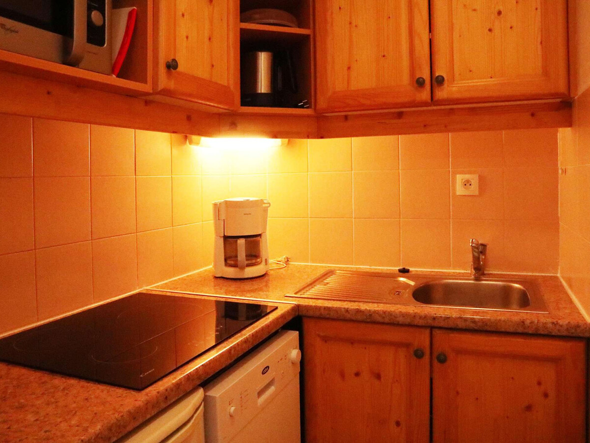 Appartement 6 pers skis aux pieds, piscine chauffée & sauna - Photo 7