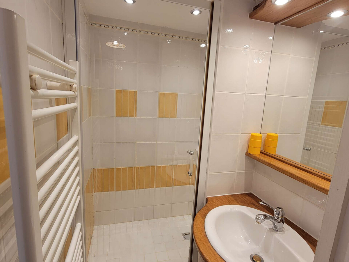 Appartement 6 pers, 2 ch, balcon sud, pieds des pistes - Photo 7