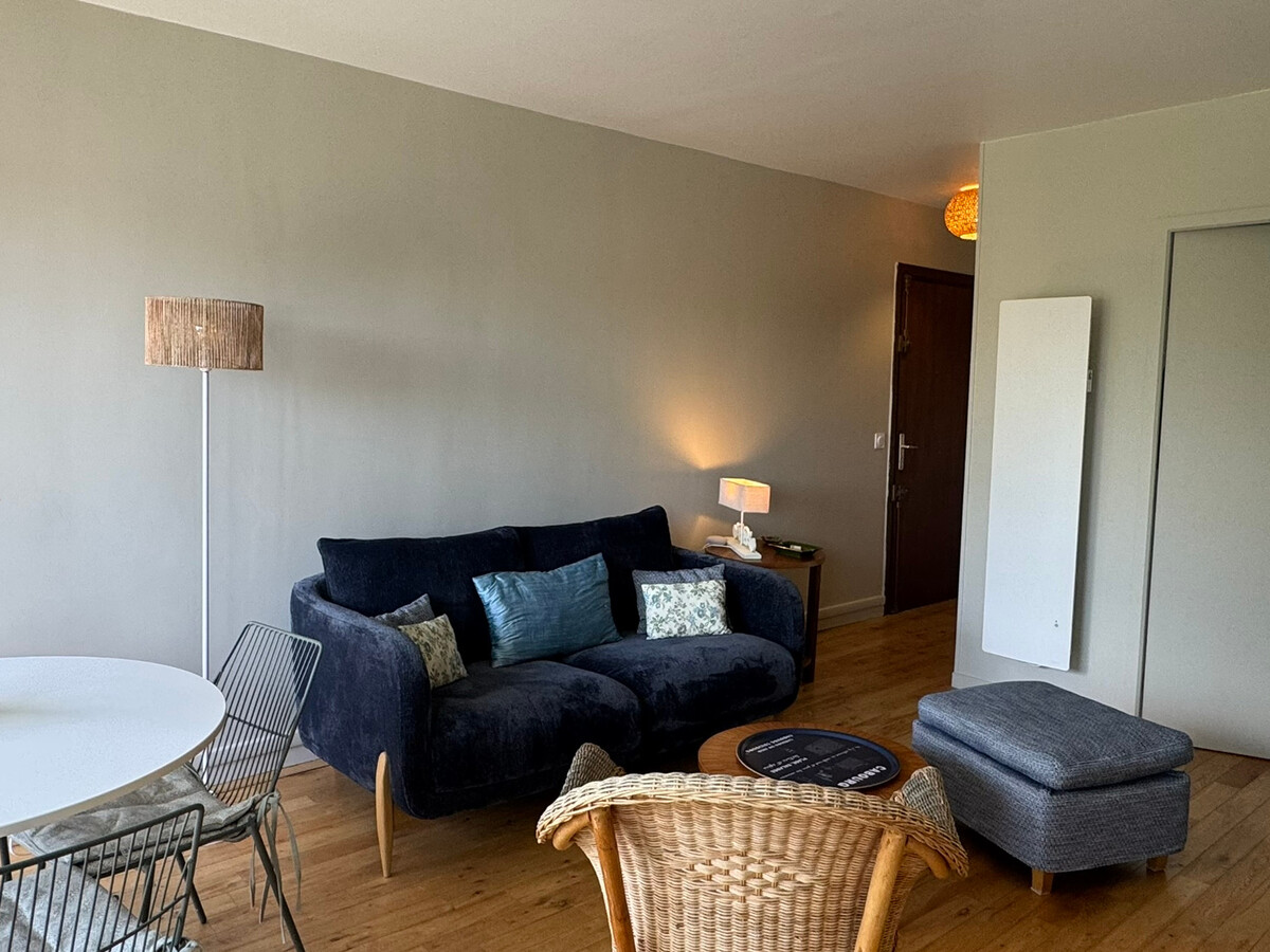 Duplex 2 chambres centre-ville Cabourg avec balcon - Photo 3