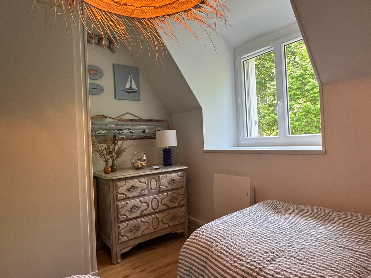 Duplex 2 chambres centre-ville Cabourg avec balcon - Photo 11