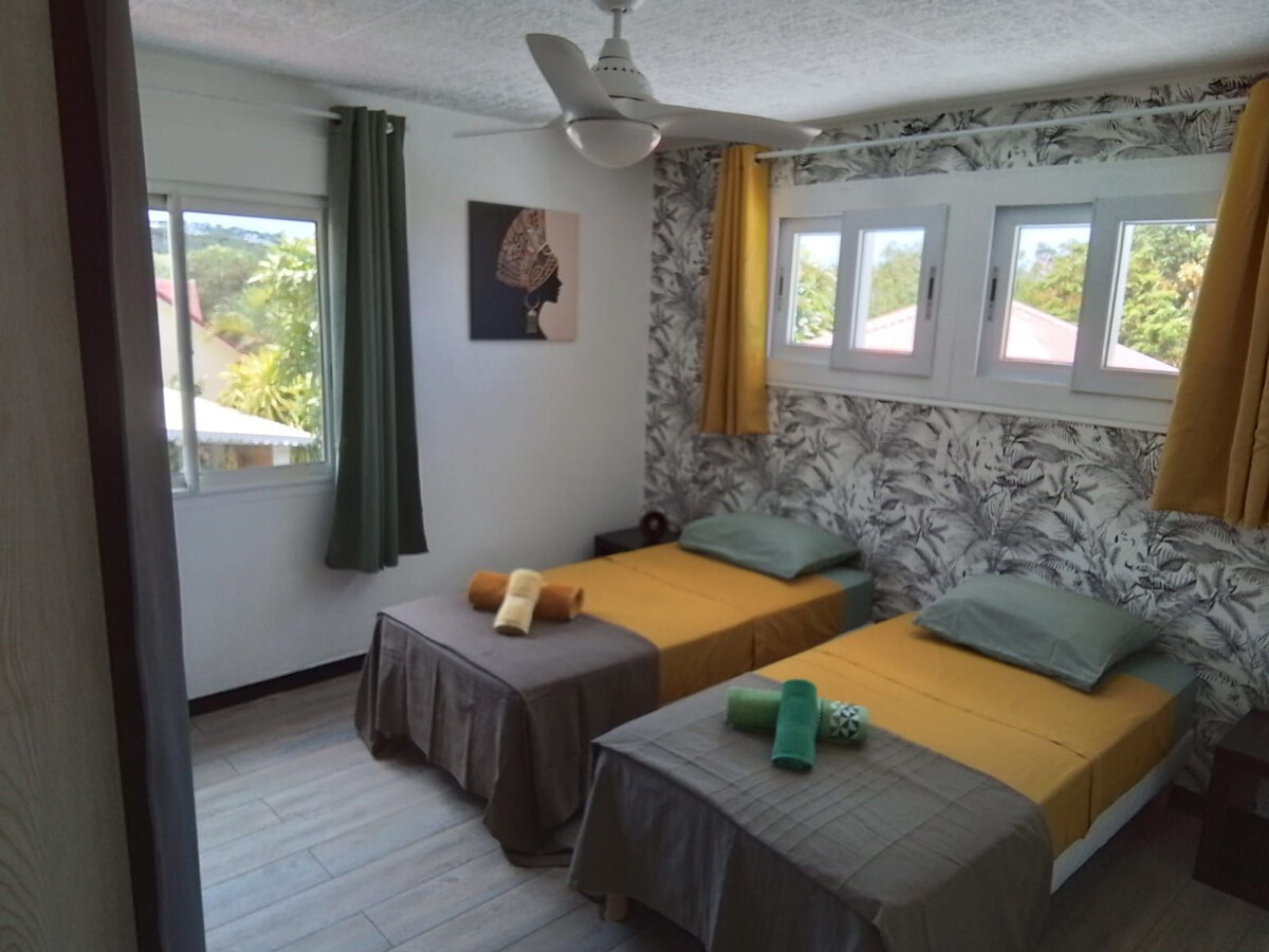 Maison 10 pers. avec salle de jeux et jacuzzi à La Possession - Photo 9