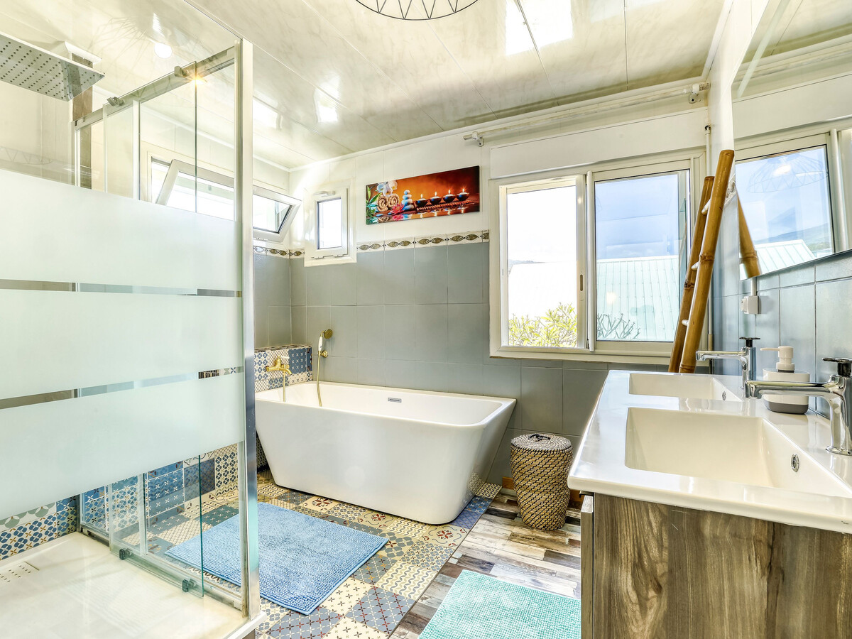 Maison 10 pers. avec salle de jeux et jacuzzi à La Possession - Photo 10