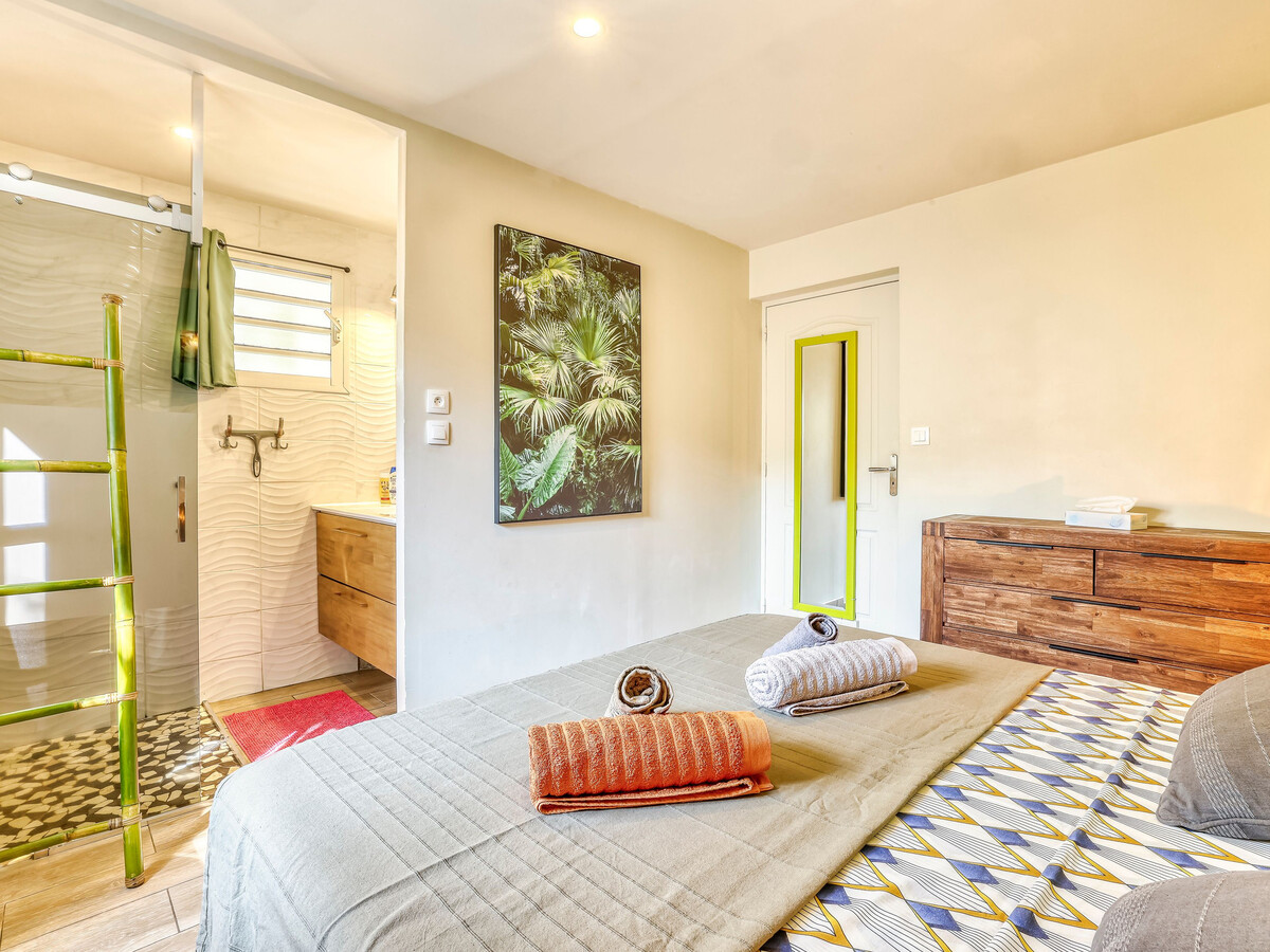 Maison 1 chambre, terrasse et accès direct piscine - Photo 10